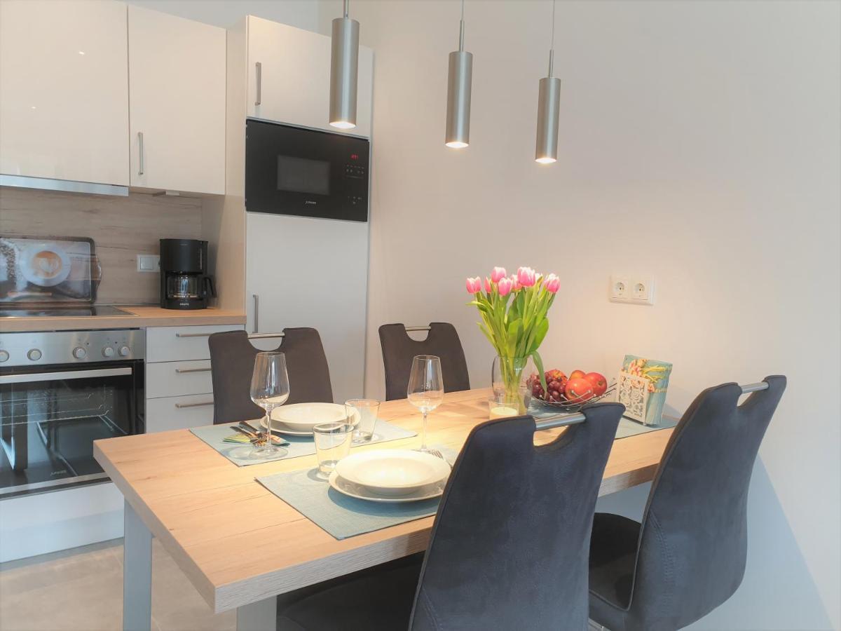 דנגסט Apartment Jadestrand, Am Alten Deich 4-6, Whg 1 20 מראה חיצוני תמונה