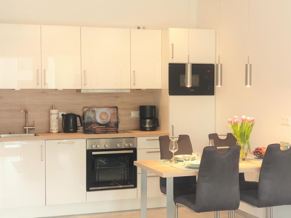 דנגסט Apartment Jadestrand, Am Alten Deich 4-6, Whg 1 20 מראה חיצוני תמונה